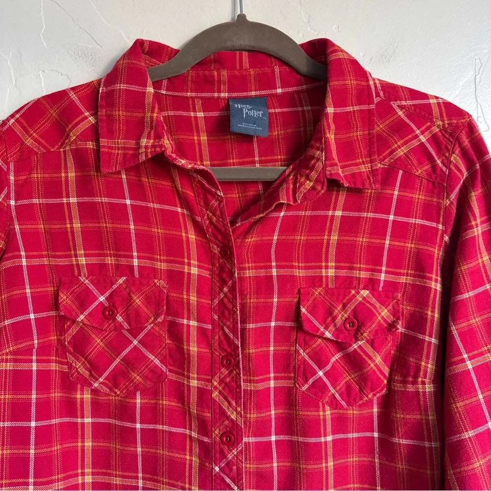 Harry Potter Torrid Gryffindor Red Cotton Plaid Button Up Shirt Large 12‎ EUC